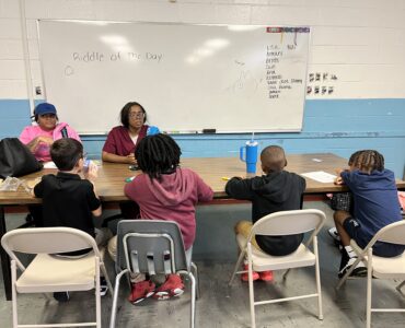 Students at Jelleff Center receiving tutoring