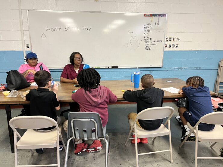 Students at Jelleff Center receiving tutoring