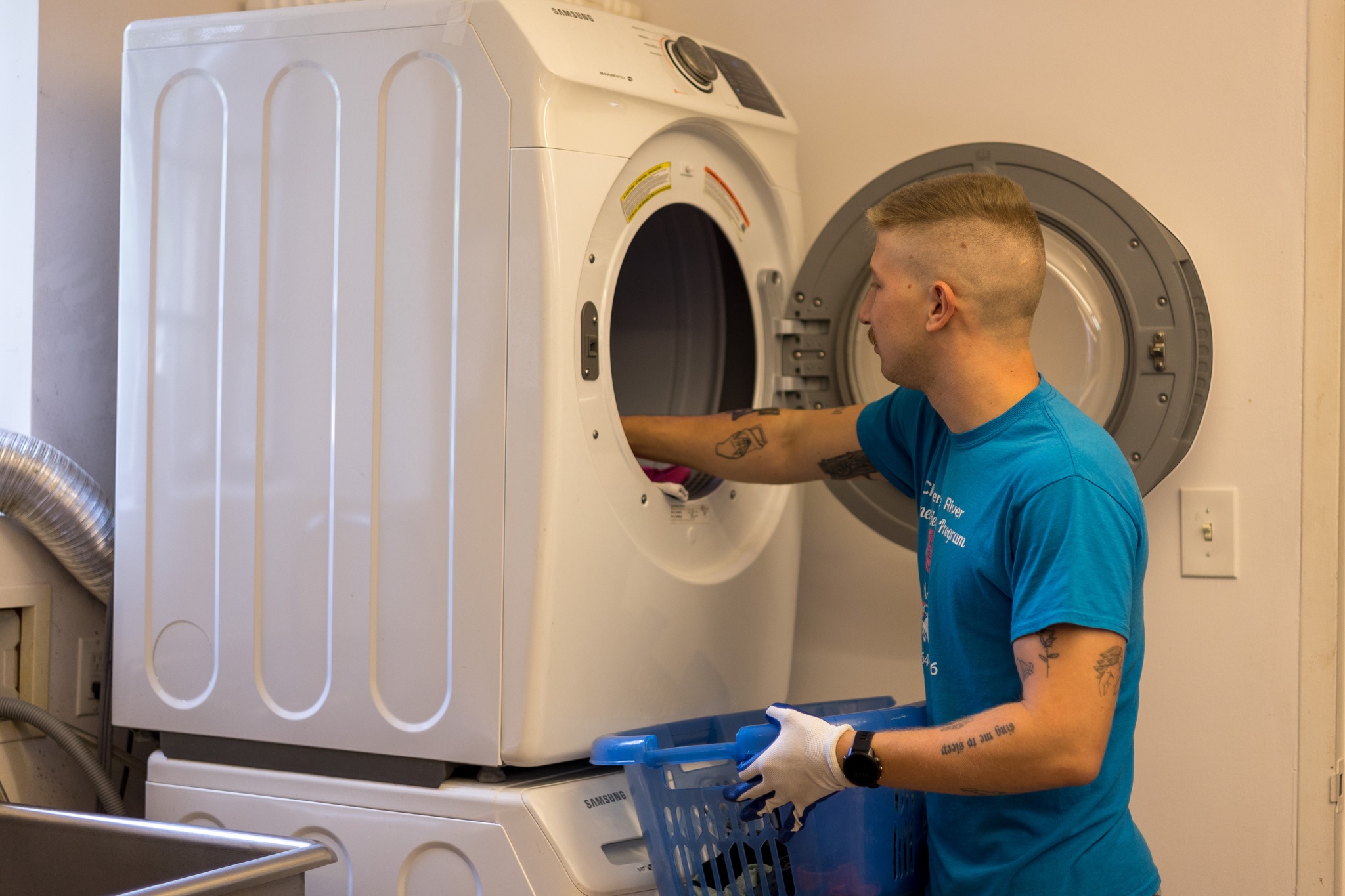Homeless shelters are full across DC and a Georgetown drop-in center is ...