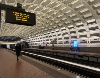 The inside of the McPherson Square Metro station.