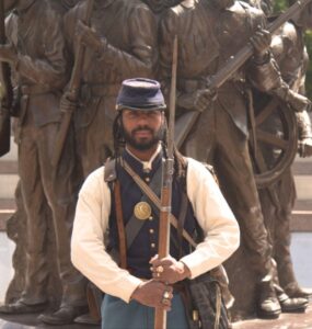 Civil war expert in costume