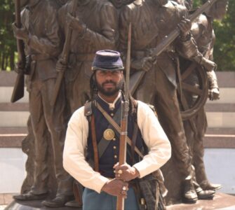 Civil war expert in costume