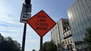 A sign on Connecticut Avenue NW warns of lane closures as construction on the Dupont Deckover project begins Sept. 23. (Yi Ya (Becky) Tseng)