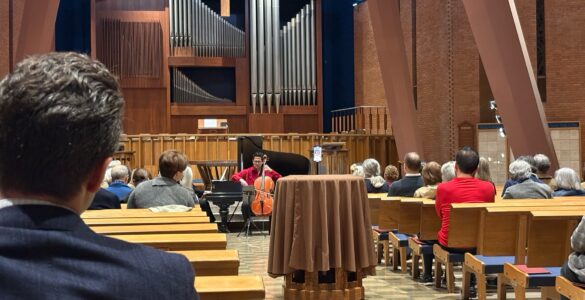 Amit Peled performing in Bethesda (Anastasia Menchyk)