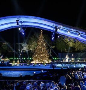 Crowds at the National Christmas Tree Lighting in Washington, D.C. (Screenshot, x.com/firstladyoffice)