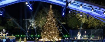 Crowds at the National Christmas Tree Lighting in Washington, D.C. (Screenshot, x.com/firstladyoffice)