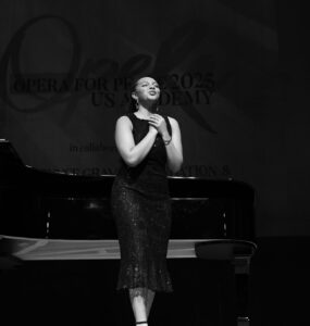 Ella Vaughn (Photo: Antoine Sanfuentes)