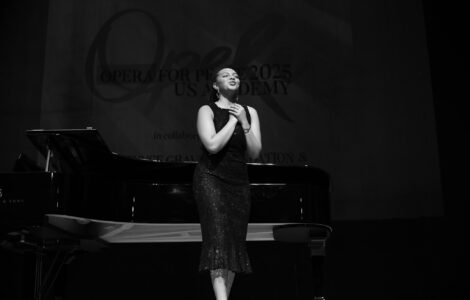 Ella Vaughn (Photo: Antoine Sanfuentes)