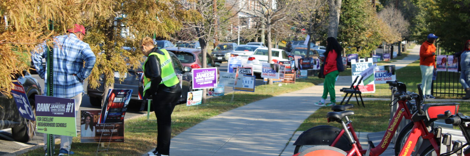 Turkey Thicket Recreation Early Voting Center. Photo by: Isabella Barias