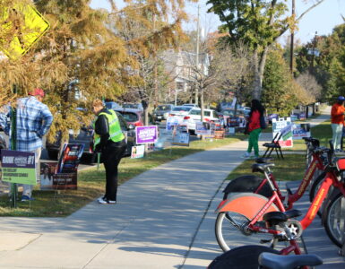 Turkey Thicket Recreation Early Voting Center. Photo by: Isabella Barias