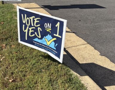 A “Vote on Yes 1” sign in Alexandria, Va. Photo/Celeste Hoytt