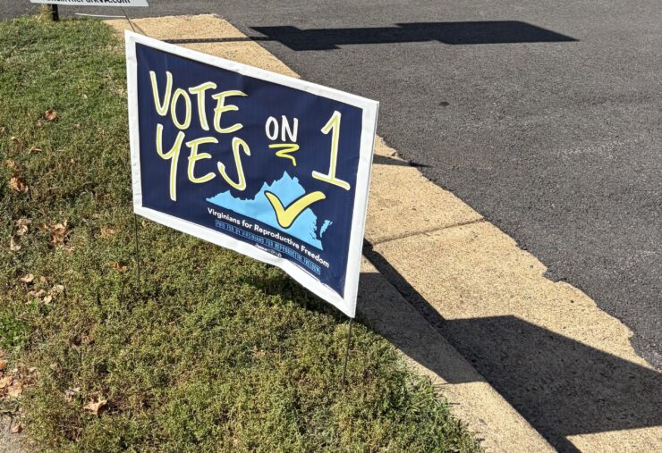 A “Vote on Yes 1” sign in Alexandria, Va. Photo/Celeste Hoytt